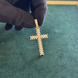 Diamond Cross Pendant 