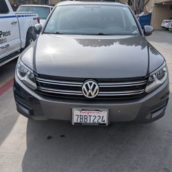 VOLKSWAGEN TIGUAN 2013