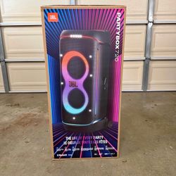 JBL 720 Partybox Rechargeable Bluetooth Speaker 