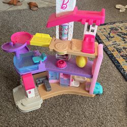 Fisher Price Barbie House Little People