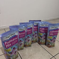 Ferry-Morse Pollinator Mix Wildflower Shaker Bag Seed 7 oz.