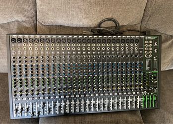 Mackie pro v3 32 channel
