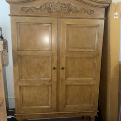 Real Wood Bar Cabinet