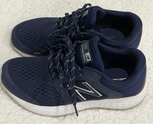 New Balance Sneakers blue size 8 New