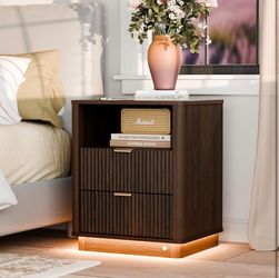 Fluted Nightstand, Curved Night Stand with Charging Station Lighting, Wood End Table with 2 Drawers,