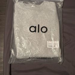 alo crewneck 