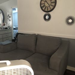 2 sofas For sale great condition very nice and clean 