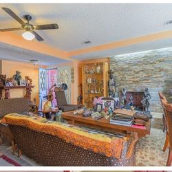 Miscellaneous Household Items/Furniture