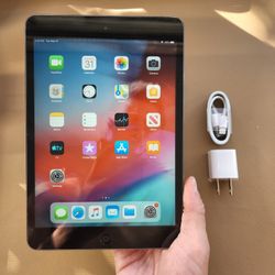 Apple iPad Mini 2 - Wifi - Like New 