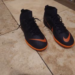 Mercurial shoes soccer