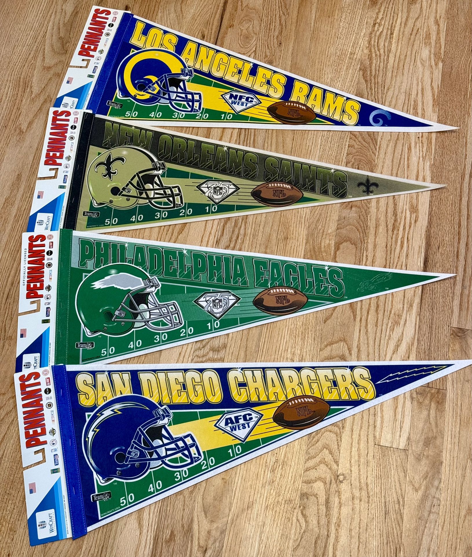 🏈 Vintage & NOS WinCraft NFL Pennants – 1980s–1990s Official Team Felt Flags 