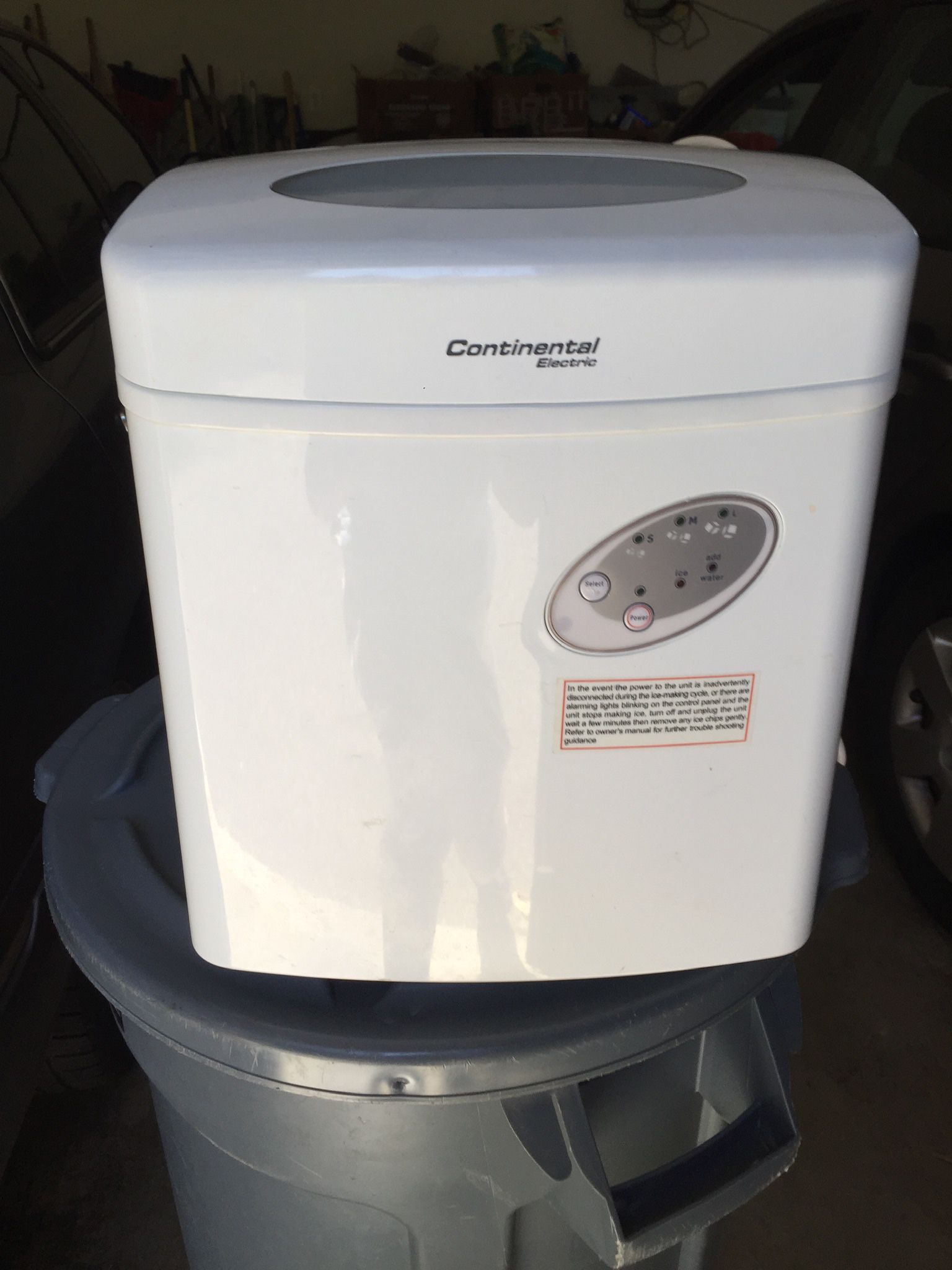 New continental counter top Icemaker
