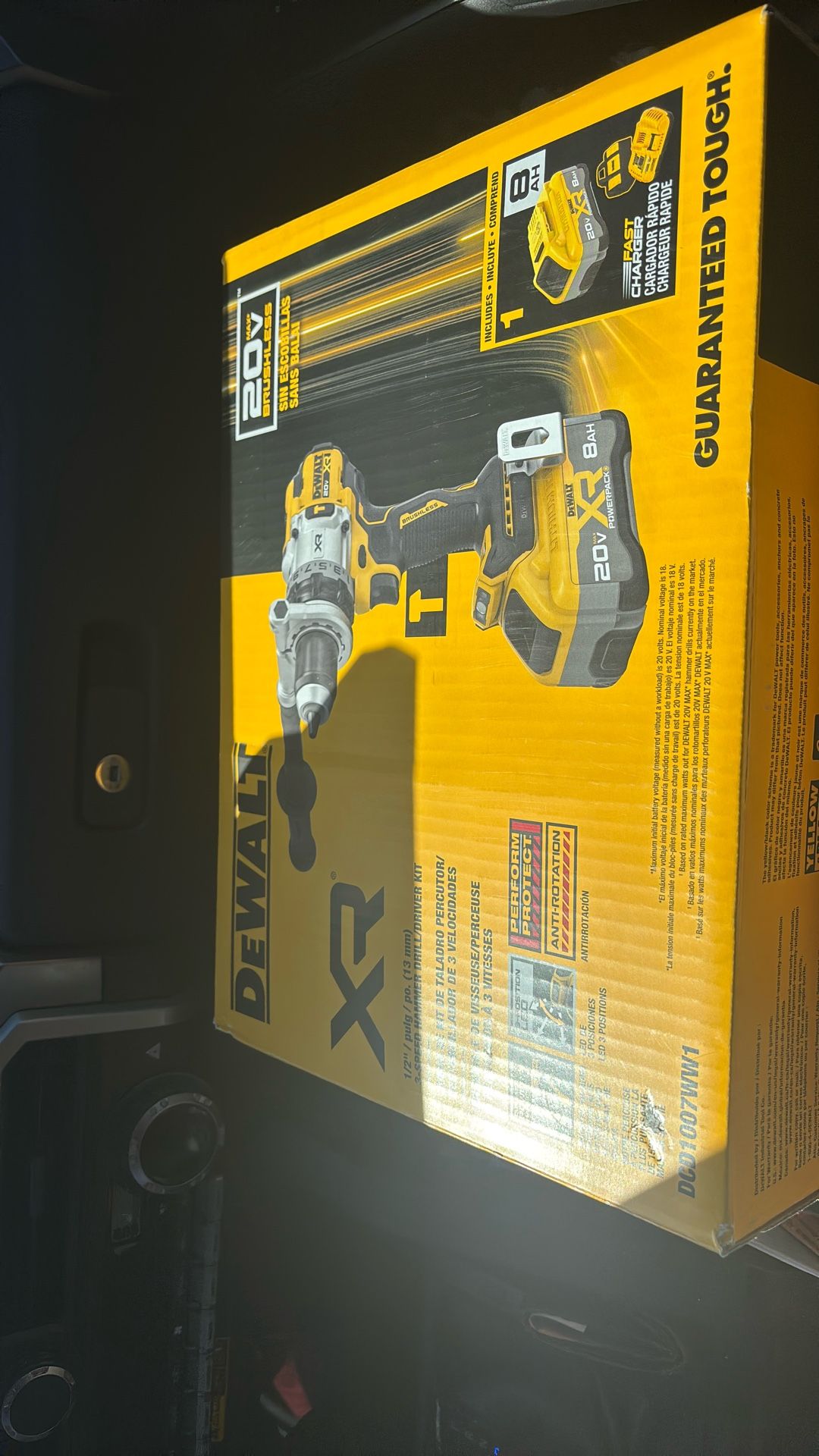 De Walt XR 20 max v brushless 3 speed hammer drill driver kit 1/2
