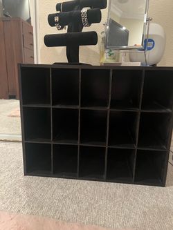 Shoe cubby