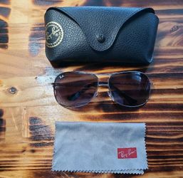 Ray Ban Aviator Sun Glasses Silver