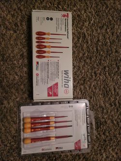 Wiha 32092 and 32085 Insulated Screwdriver Set.