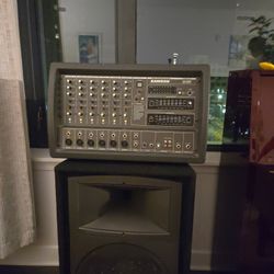 Samson XM610 Mixer  & Samson Resound Subwoofer