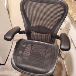 Big and tall herman miller aeron Chair Size C bassic