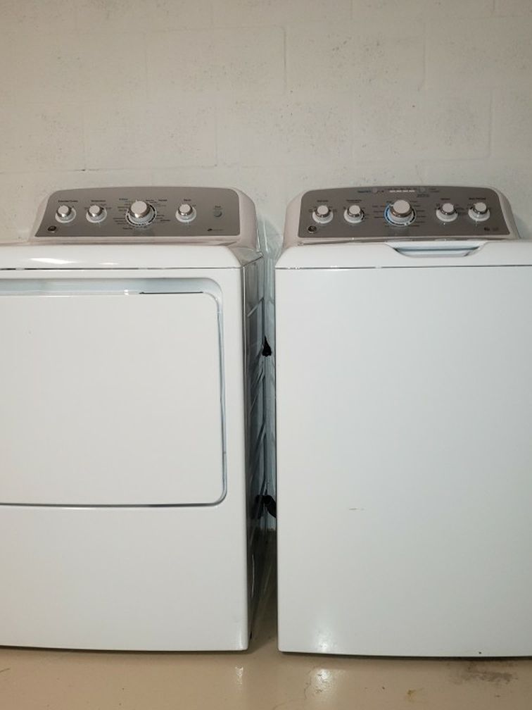 GE Washer & Dryer Set