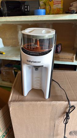 Baby Brezza Formula Pro Dispenser