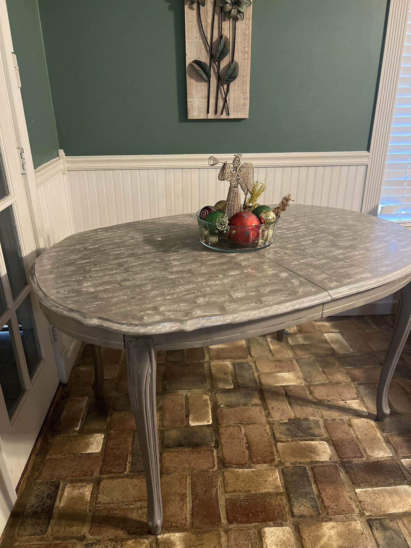 Kitchen Table 
