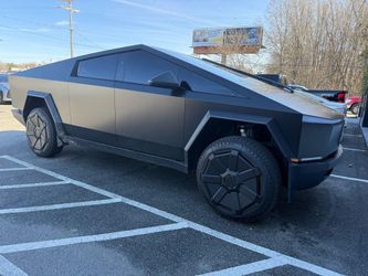 2024 Tesla Cybertruck