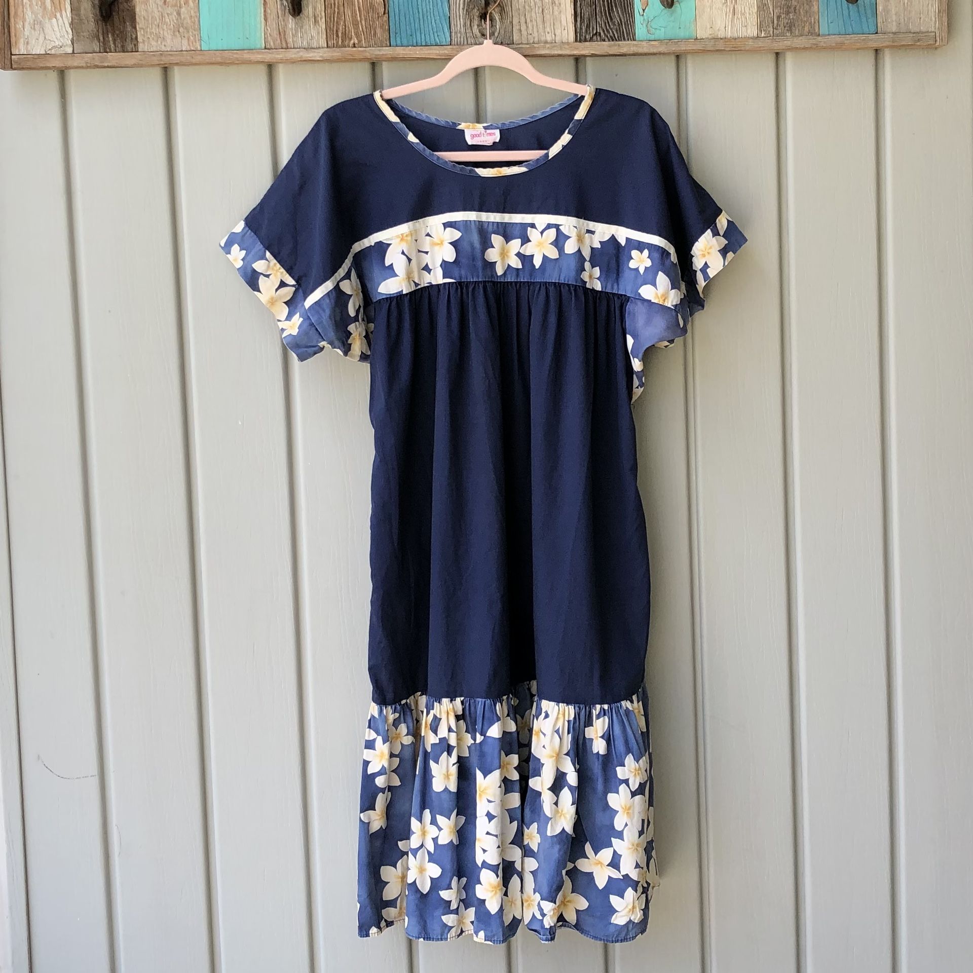 Vintage Good Times Hawaiian Aloha Dress Midi Muumuu Dress