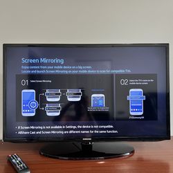 40" Samsung Smart TV - 1080p Full HD (UN40H5201AF) - Excellent Condition
