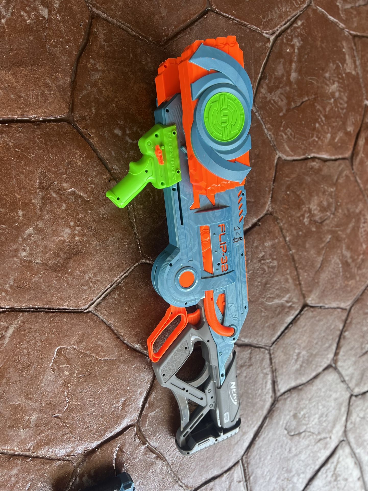 Nerf Gun