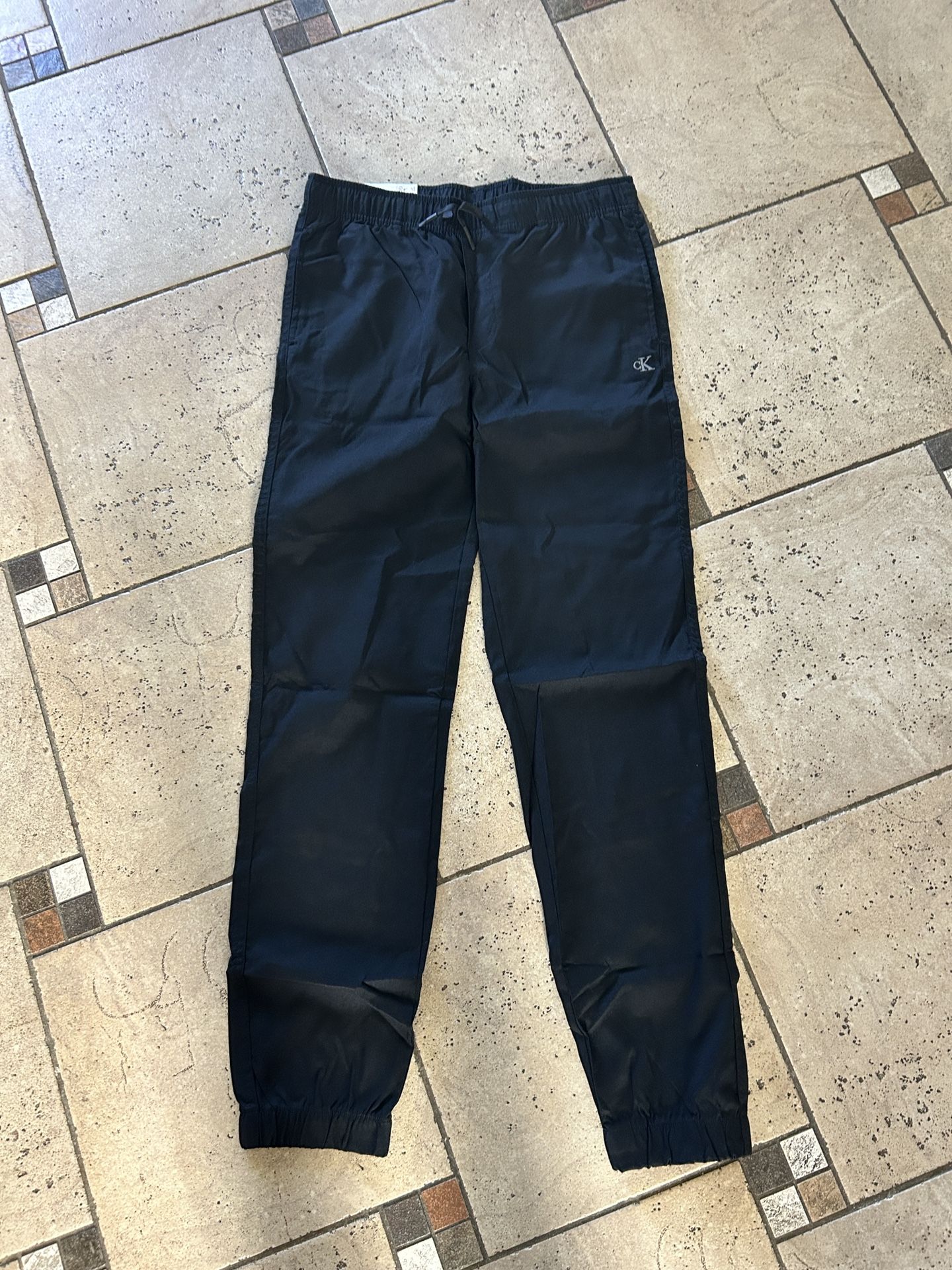 NWT Calvin Klein Jeans youth tech joggers black Size XL 18/20