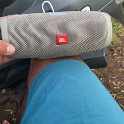 JBL Charge 3