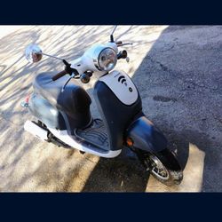 Vespa First Come First Serve  Gas Unlimited Engine 