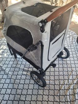 Pet stroller