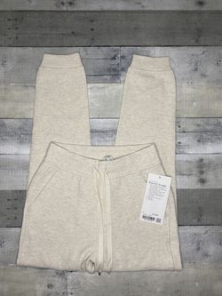 Lululemon joggers