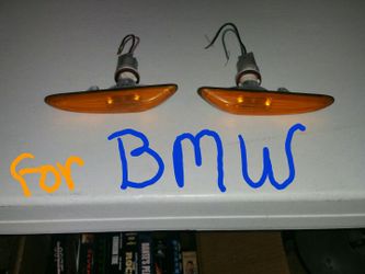 A pair of Fender side Lights