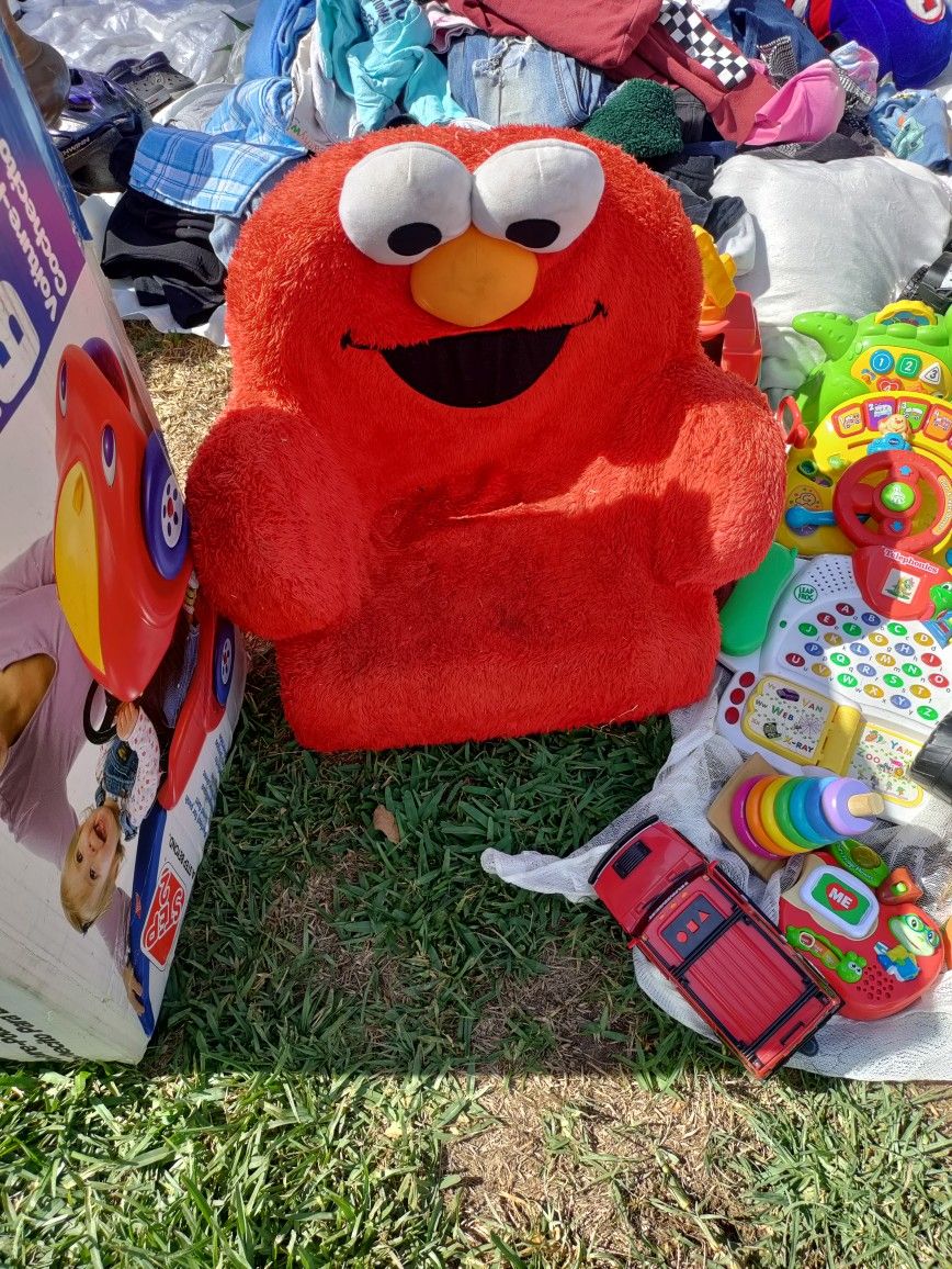 Elmo Couch