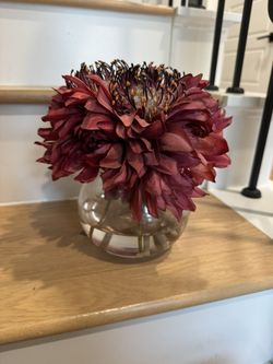 Decorative Faux Flower Arrangement in Glass Vase 
