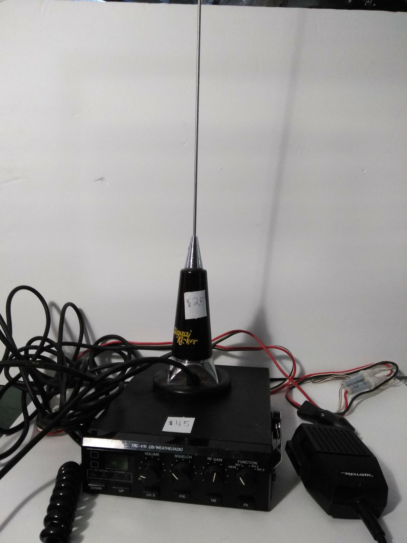 Realistic CB and Super Signal Antenna. Read Details