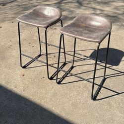 Bar Stools (Gray)