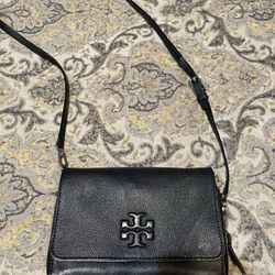 Like New Authentic Tory Burch Crossbody 