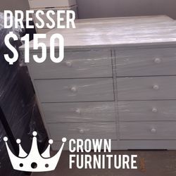 White 8 Drawer Dresser 