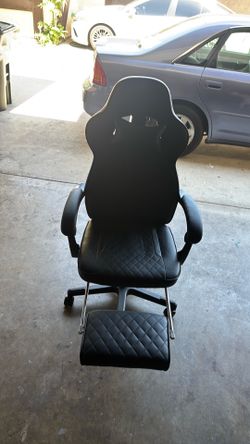 Gaming chair