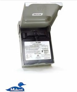 30-Amp 120/240-Volt Fused AC Disconnect