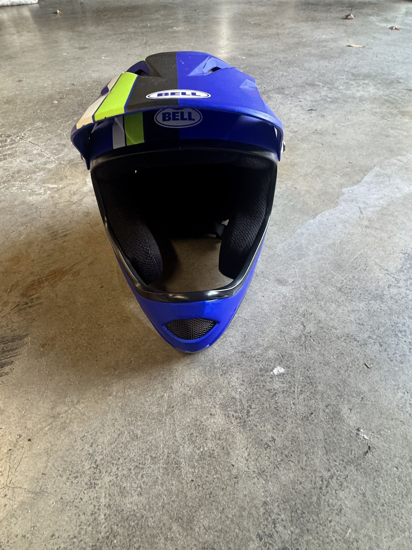 Boy’s Bell Dirt bike Helmet