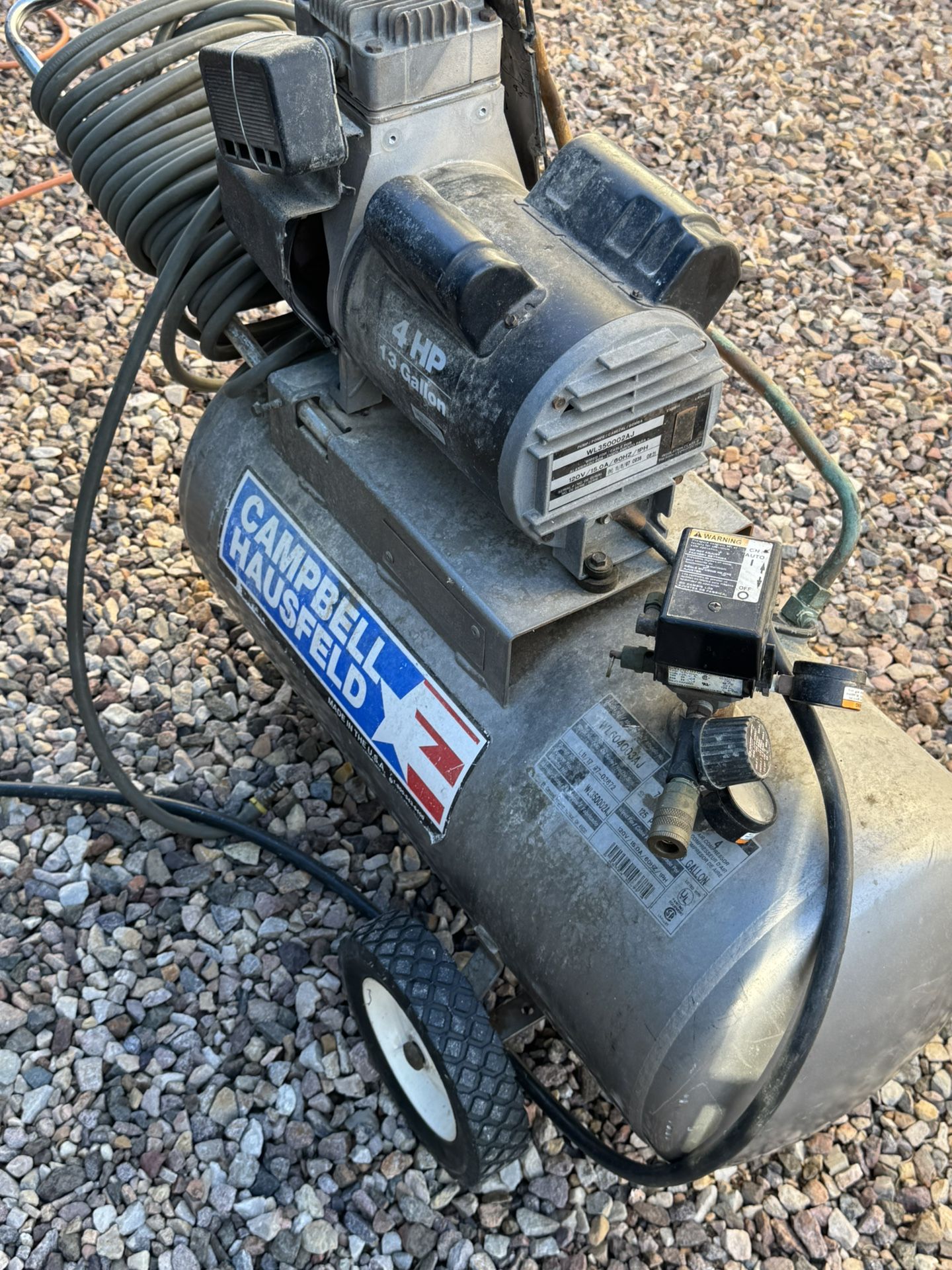 Campbell Hausfeld 13 Gallon Air Compressor