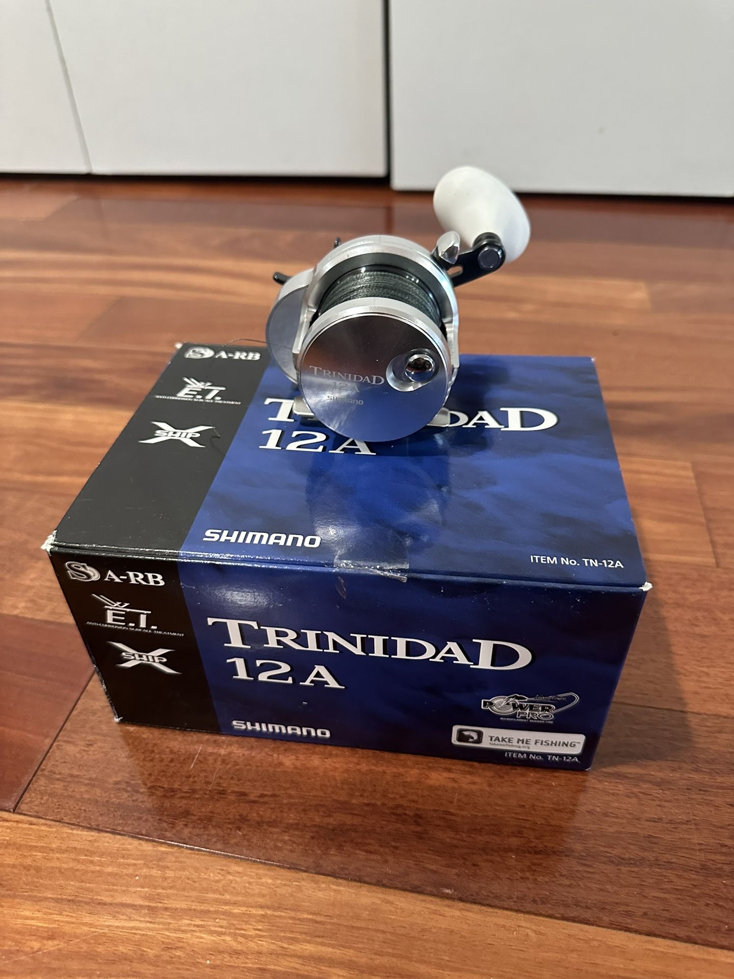 Shimano Trinidad 12A Fishing Reel 