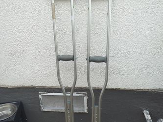 Adjustable Aluminum Underarm Crutches Pair