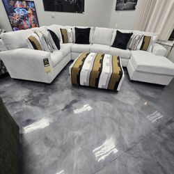 BRAND NEW LARGE LIGHT GREY SECTIONAL SAME DAY DELIVERY 