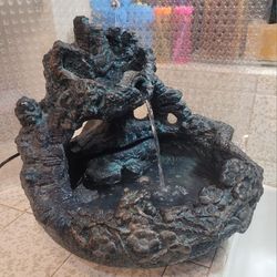 Decorative Indoor/Outdoor Fountain With New Adjustable Pump