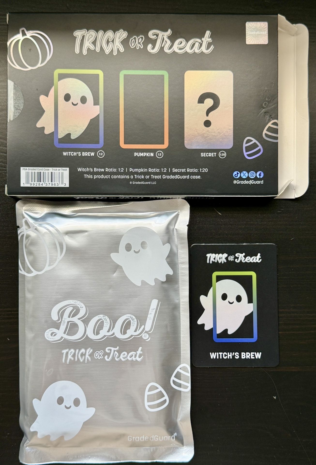 GradedGuard Trick Or Treat Witch’s Brew PSA Graded Card Case